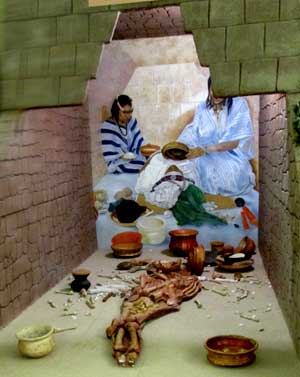 Burial reproduction in Yaxunah Ruin