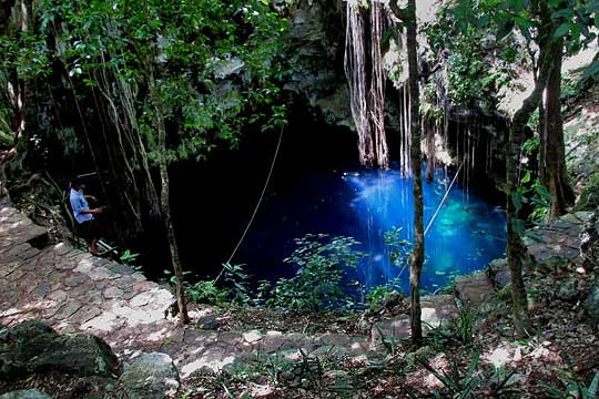 Cenote Lolhá
